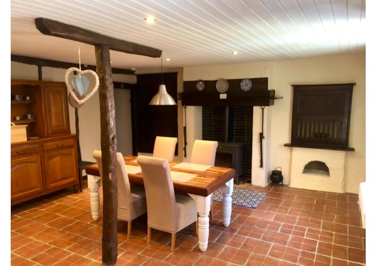 Les Verges Gites Exideuil-sur-Vienne Exteriör bild